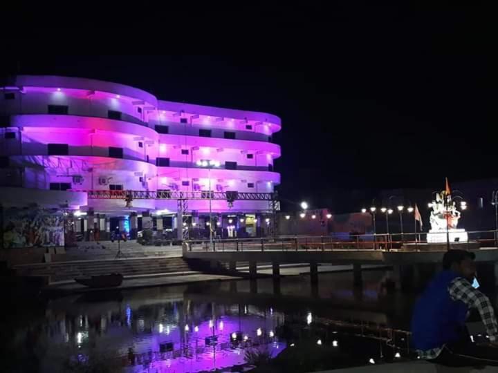 Hotel Shivanjali Palace Ujjain Ngoại thất bức ảnh