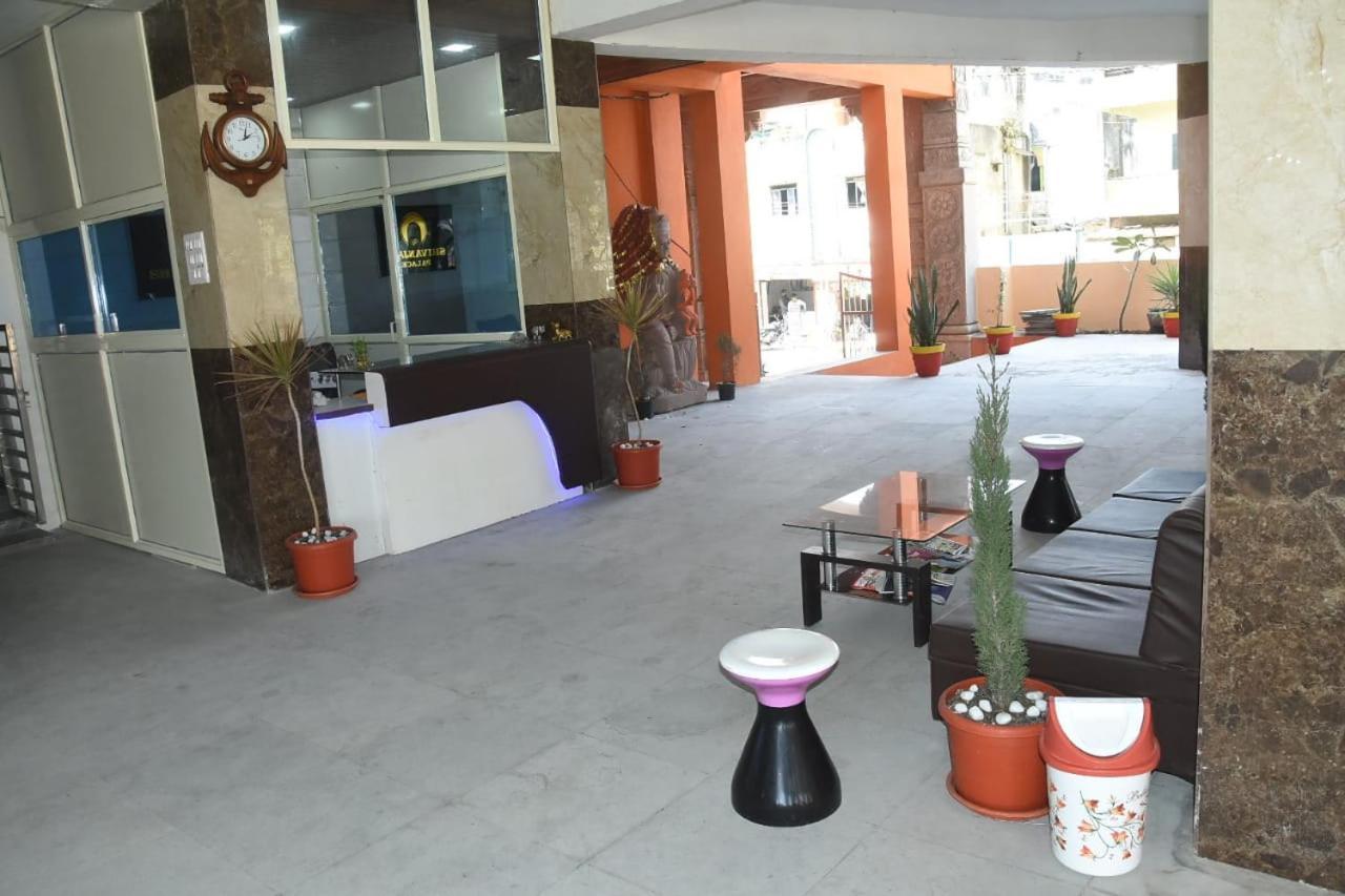 Hotel Shivanjali Palace Ujjain Ngoại thất bức ảnh